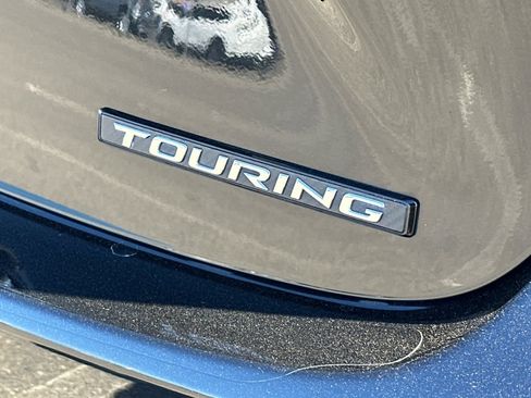 Used 2018 Toyota Avalon Touring w/ Carpet Mat Package image 32