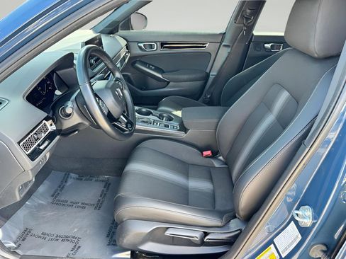 Used 2025 Honda Civic Sport image 14