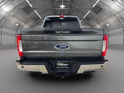 Used 2018 Ford F250 Lariat w/ Lariat Value Package AWD/4WD image 4