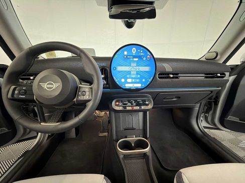 Used 2025 MINI Cooper S FWD image 16