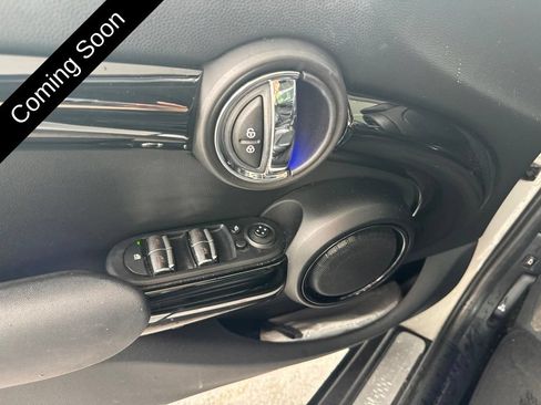 Used 2018 MINI Cooper S FWD image 8