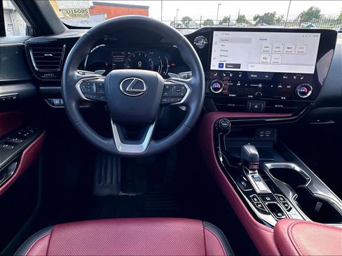Used 2022 Lexus NX 350 AWD image 8