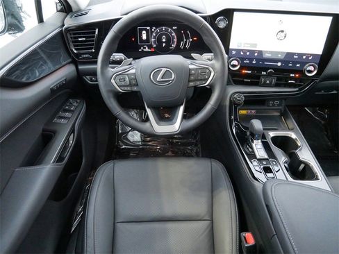 Used 2025 Lexus NX 350 AWD w/ Premium Package image 11