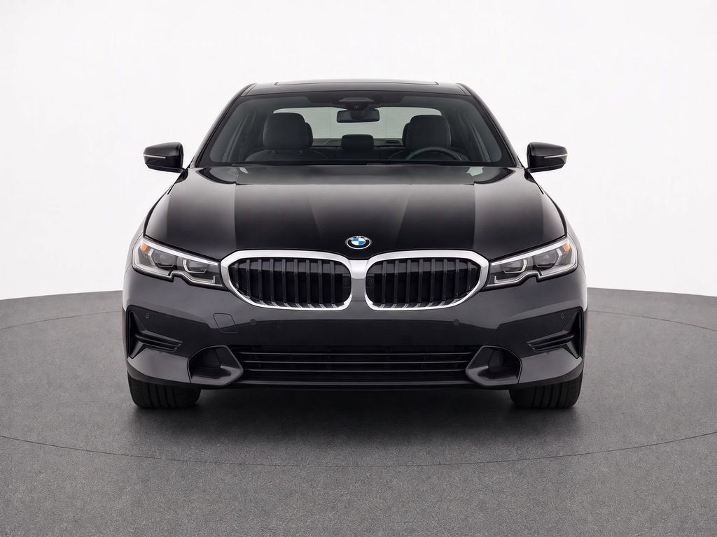 Used 2021 BMW 330i xDrive Sedan AWD/4WD image 2