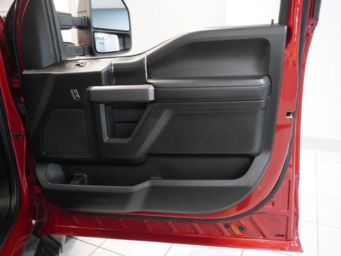 Used 2020 Ford F150 XLT w/ Equipment Group 302A Luxury AWD/4WD image 32