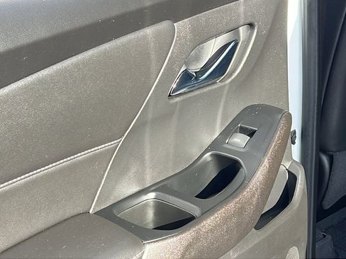 Certified 2023 Chevrolet Traverse LT w/ LT Premium Package image 12