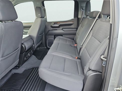 Used 2023 Chevrolet Silverado 1500 LT image 33