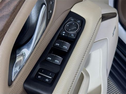 Certified 2023 GMC Yukon XL Denali AWD/4WD image 20