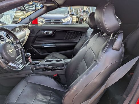Used 2018 Ford Mustang Premium RWD image 15