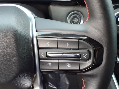 Used 2024 Chevrolet Colorado Z71 w/ Z71 Convenience Package 2 image 22