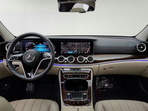 Used 2022 Mercedes-Benz E 350 Sedan image 32