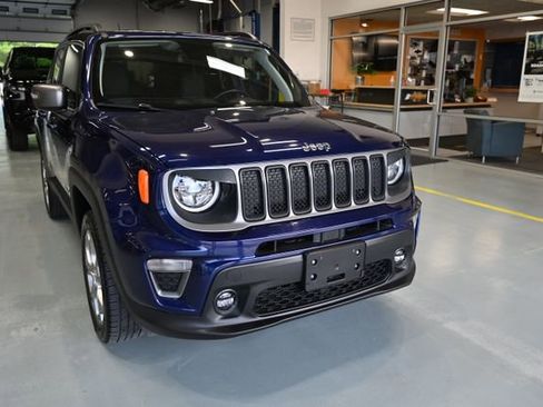 Used 2019 Jeep Renegade Limited w/ LED Lighting Group AWD/4WD image 3