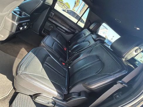 Used 2019 Ford Expedition Max Limited RWD image 28