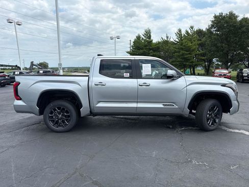 Used 2026 Toyota Tundra Platinum AWD/4WD image 10
