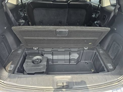 Used 2017 Nissan Pathfinder Platinum AWD/4WD image 13