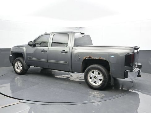 Used 2011 Chevrolet Silverado 1500 LT w/ All-Star Edition AWD/4WD image 9