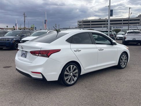Certified 2022 Hyundai Accent Limited w/ Cargo Package image 7