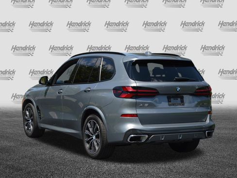 Certified 2024 BMW X5 xDrive40i w/ M Sport Package AWD/4WD image 9