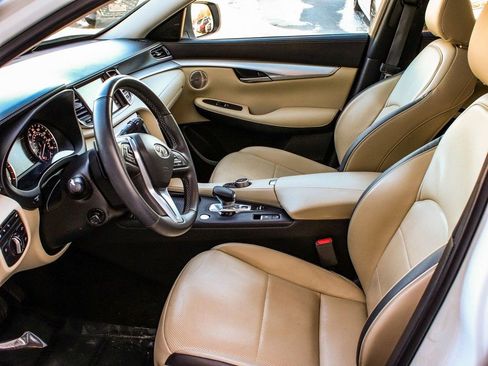 Used 2022 INFINITI QX50 Sensory image 31