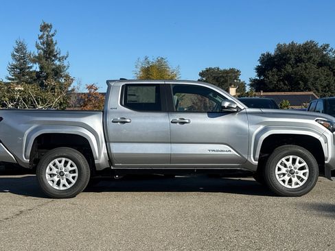 New 2026 Toyota Tacoma TRD Sport image 9