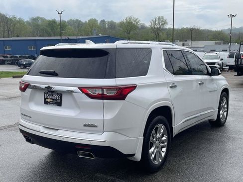Certified 2019 Chevrolet Traverse High Country w/ LPO, Floor Liner Package AWD/4WD image 3