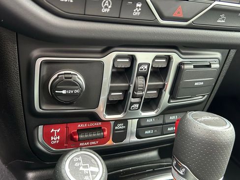 New 2026 Jeep Gladiator Mojave image 51