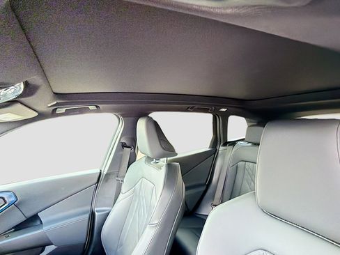 Used 2025 BMW X3 xDrive30i w/ Premium Package image 27