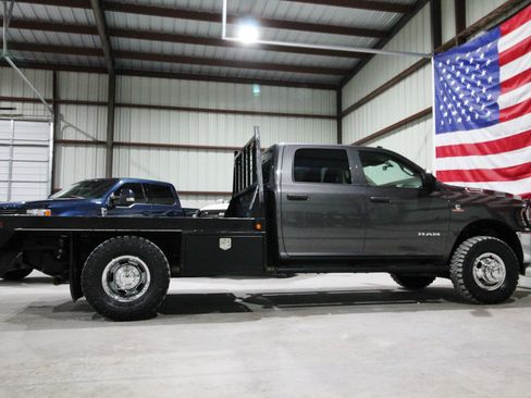 Used 2019 RAM 3500 Tradesman w/ Ambulance Prep Group image 13