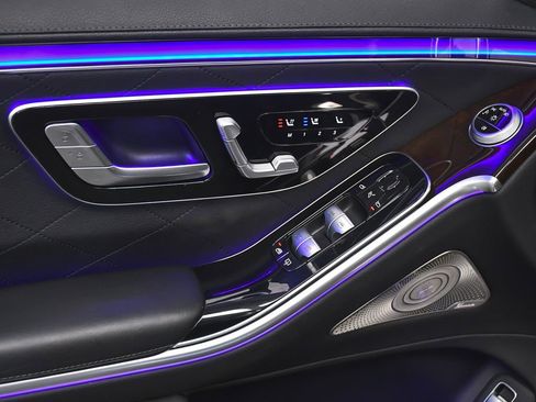 Used 2023 Mercedes-Benz S 580 4MATIC Sedan image 10