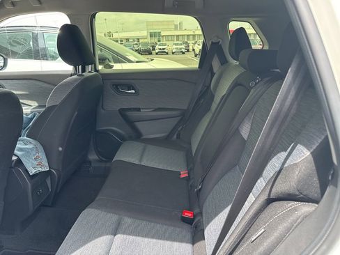 Certified 2023 Nissan Rogue SV AWD/4WD image 10