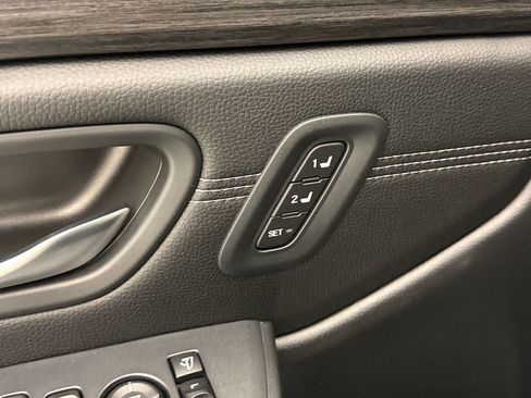 New 2026 Honda Pilot Touring image 22