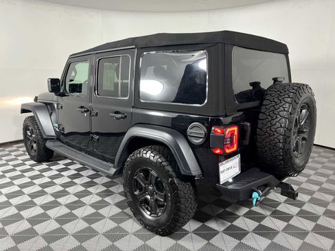 Used 2020 Jeep Wrangler Unlimited Sport S image 10