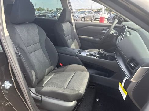 New 2026 Nissan Rogue SV image 11