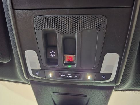 Used 2025 Honda Civic Sport image 36
