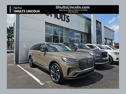 New 2025 Lincoln Aviator Reserve w/ Luxury Package image 1