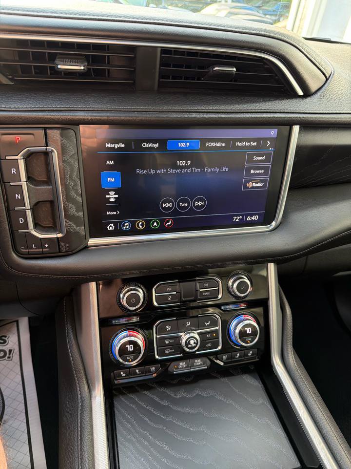 Used 2021 GMC Yukon Denali AWD/4WD image 18
