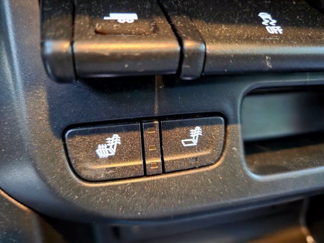 Used 2015 Chevrolet Colorado Z71 AWD/4WD image 19
