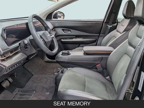 Used 2023 Nissan Ariya AWD image 14