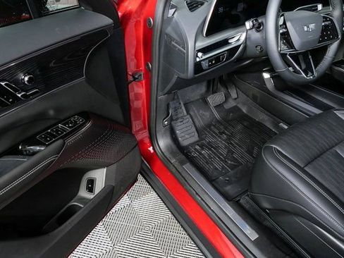 New 2026 Cadillac Lyriq Sport image 7