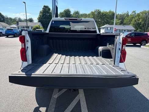 Used 2023 Chevrolet Silverado 1500 W/T w/ WT Value Package AWD/4WD image 18