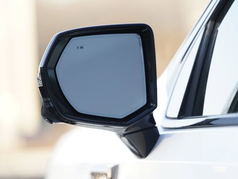 Used 2025 GMC Yukon AT4 Ultimate image 54