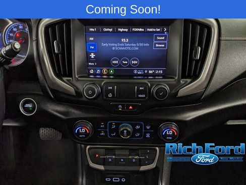 Used 2022 GMC Terrain AT4 w/ Infotainment Package II AWD/4WD image 8