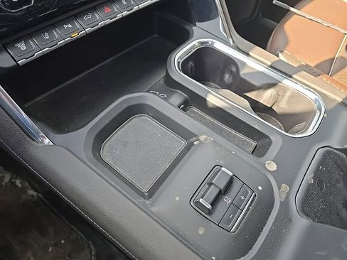 Used 2025 GMC Sierra 2500 Denali w/ Denali Reserve Package image 22