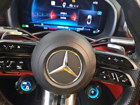 Used 2022 Mercedes-Benz SL 55 AMG 4MATIC image 3