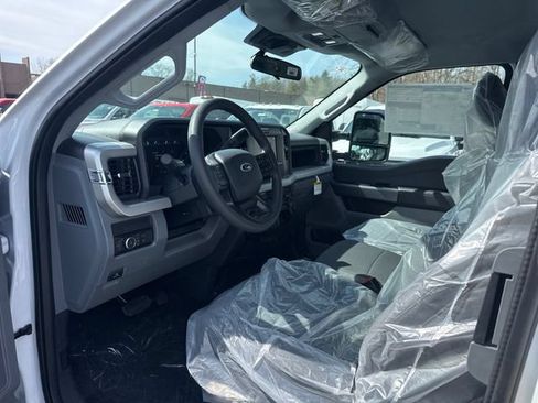 New 2026 Ford F250 XL w/ STX Appearance Package AWD/4WD image 11