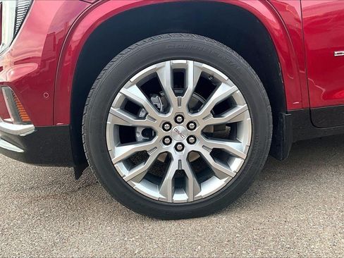 Used 2024 GMC Acadia Denali w/ Super Cruise Package AWD/4WD image 2