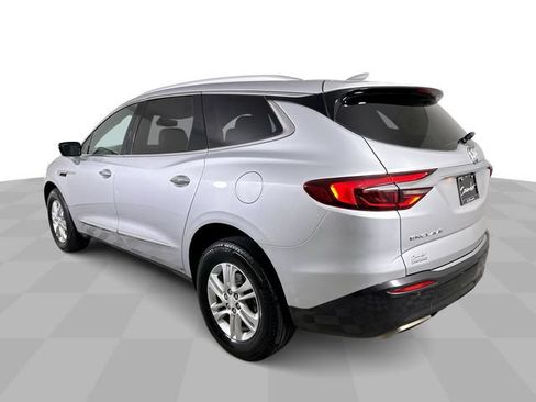 Used 2021 Buick Enclave Essence FWD image 6