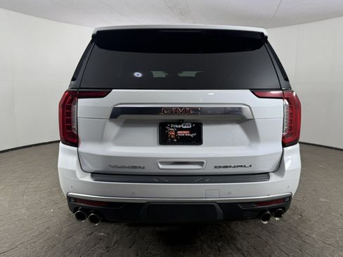 Used 2023 GMC Yukon Denali AWD/4WD image 6