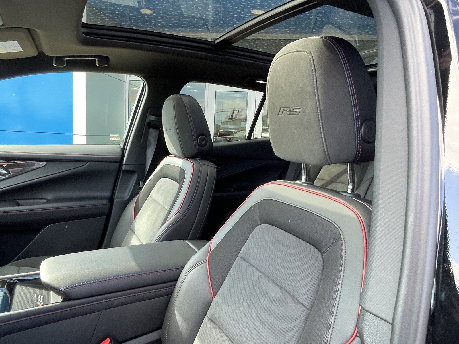 Used 2024 Chevrolet Blazer EV RS RWD image 20