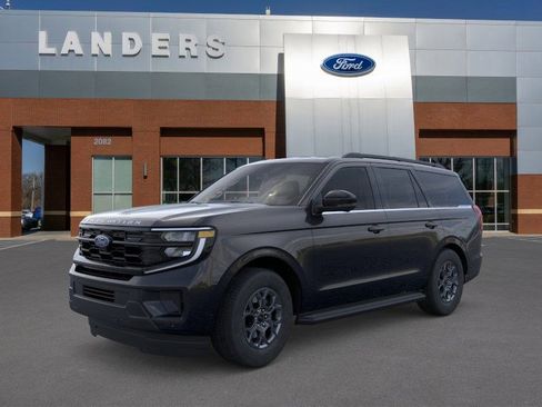 New 2026 Ford Expedition Active image 1